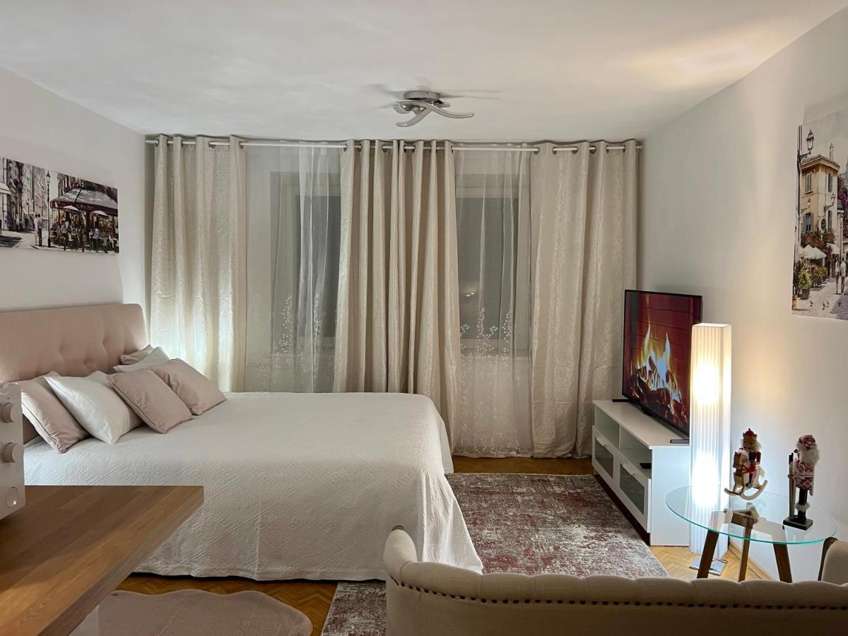 ורוצלב Louis & Elza Old Town Romantic Apartments מראה חיצוני תמונה